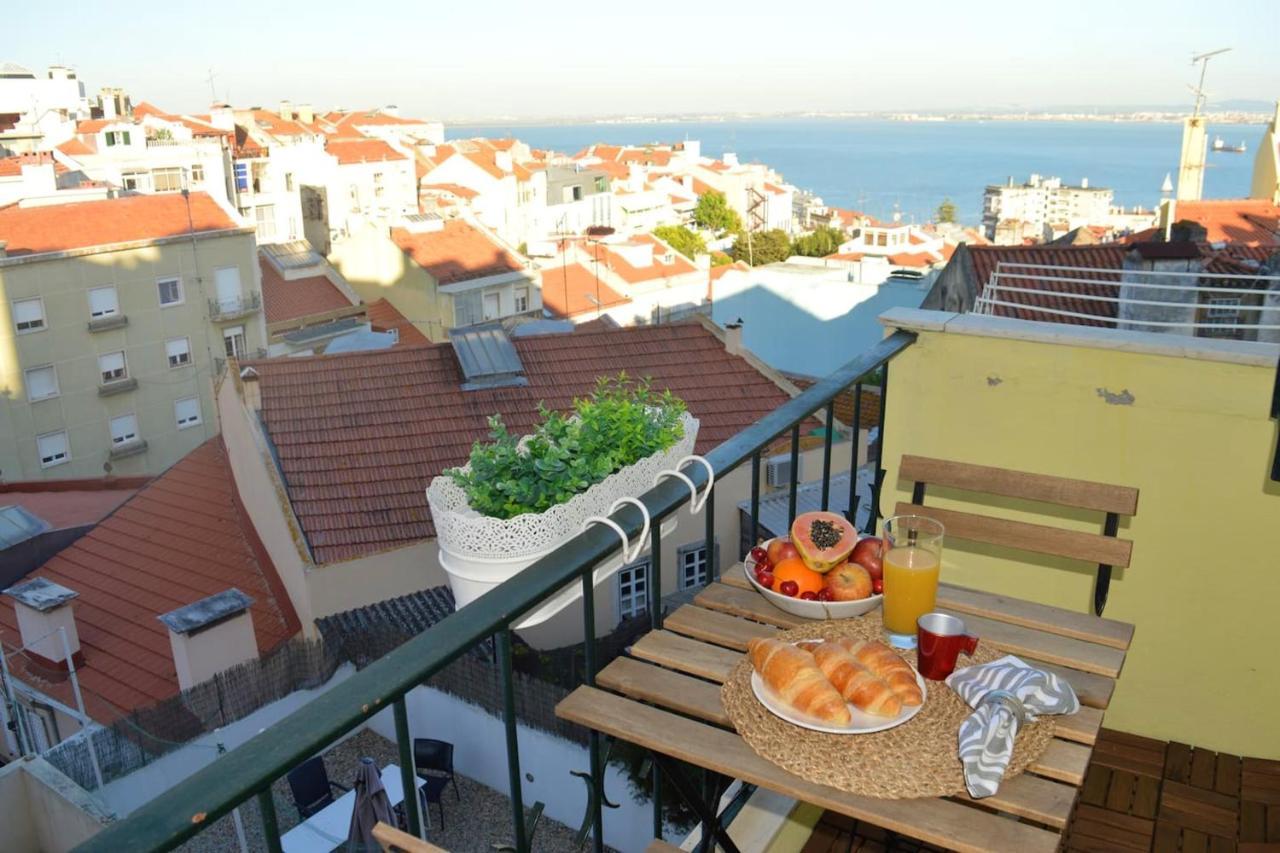 Comfortable Apartment With Balcony And Sea View In Lisbon 50 M² 외부 사진