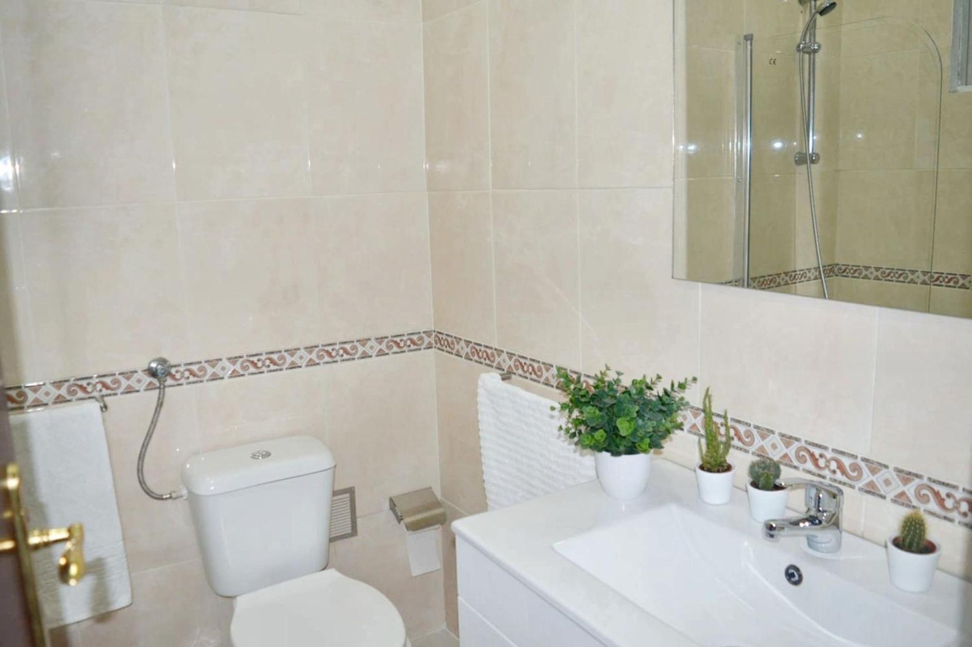 Comfortable Apartment With Balcony And Sea View In Lisbon 50 M² 외부 사진